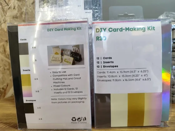 بطاقات Insert Cards R30